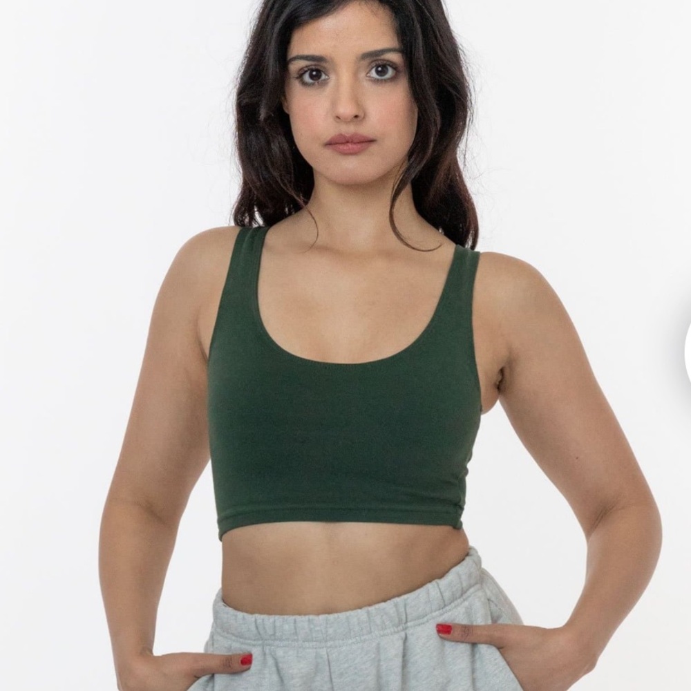 GARMENT DYE COTTON SPANDEX CROP TANK in Ivy